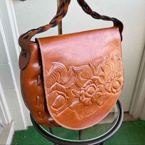 Patricia Nash Embossed Floral Tan Crossbody Bag - Picture 1 of 11